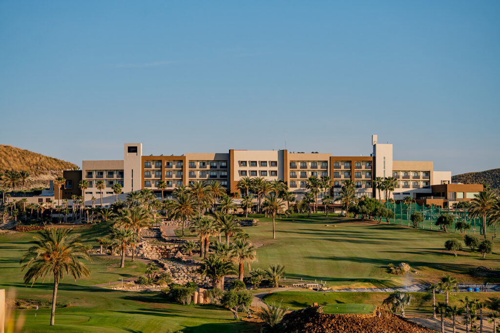 Valle del Este Hotel in the distance